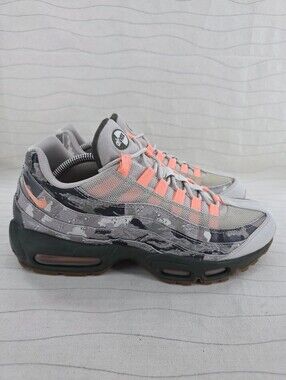 Nike Mens Air Max 95 Essential Camo Desert Sand Sunset Tint AQ6303-001 Size 9.5